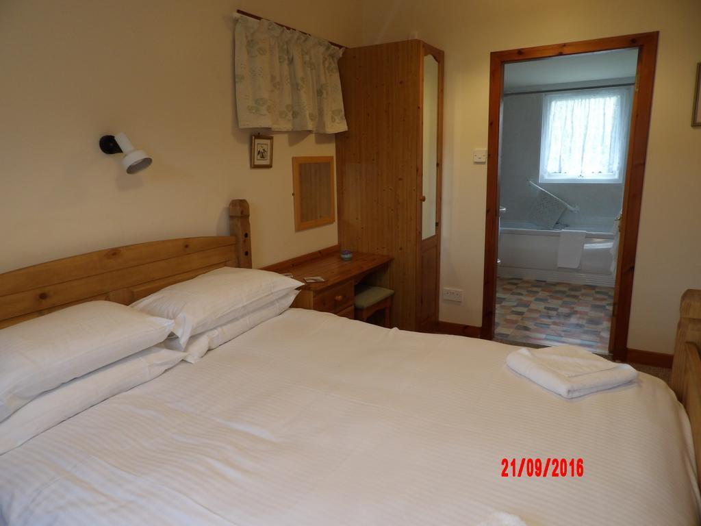 Forest Glen Holiday Park Invermoriston Exterior foto